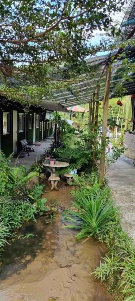 Rock Forest Chalet เบนตง ภายนอก รูปภาพ